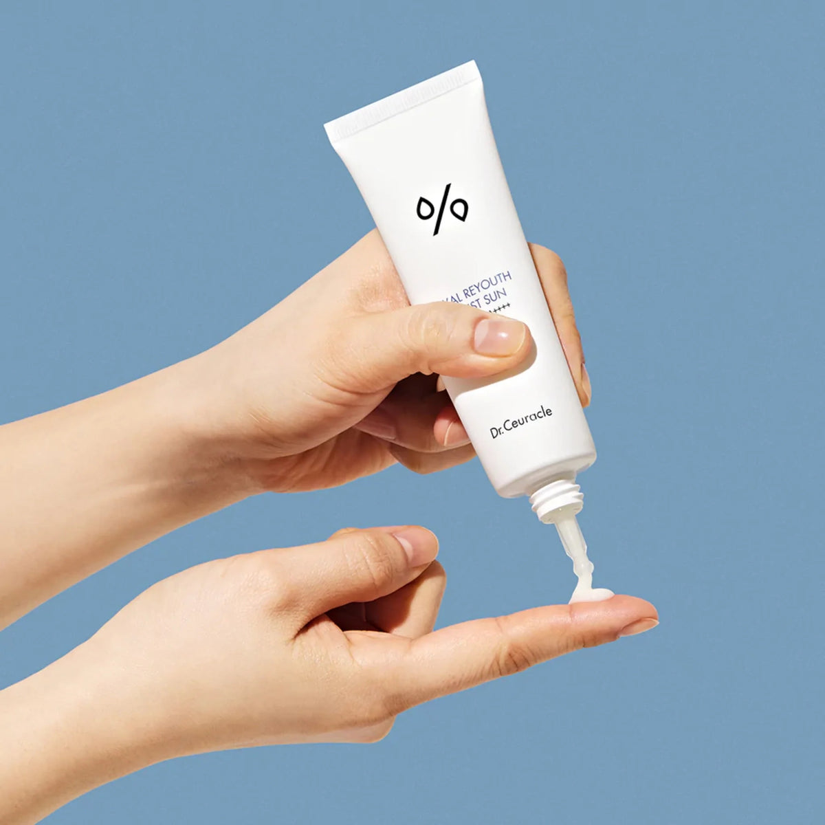 Dr. Ceuracle - Hyal Reyouth Moist Sun Sunscreen 50 ml